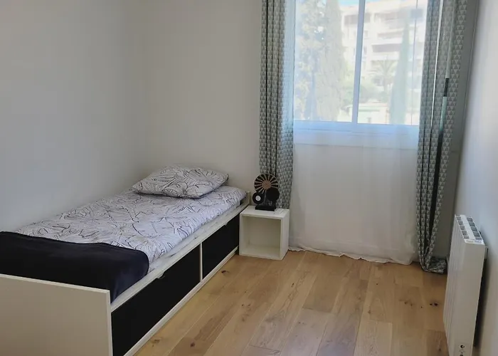 Lejlighed Spacieux T4 Renove En Plein Coeur De Ideal Pour Des En Famille *